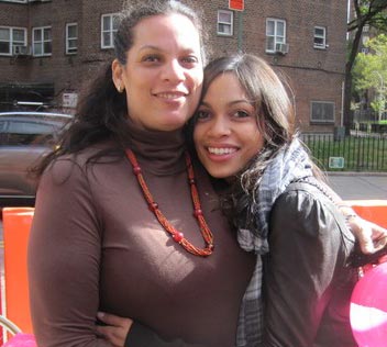 movie-actress-rosario-dawson-parents-mother-isabel-celeste-photo-pic-2