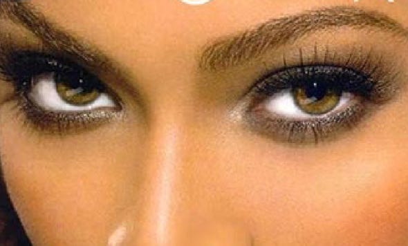 celebrity-singer-beyonce-brown-eyes-color-photo-picture1